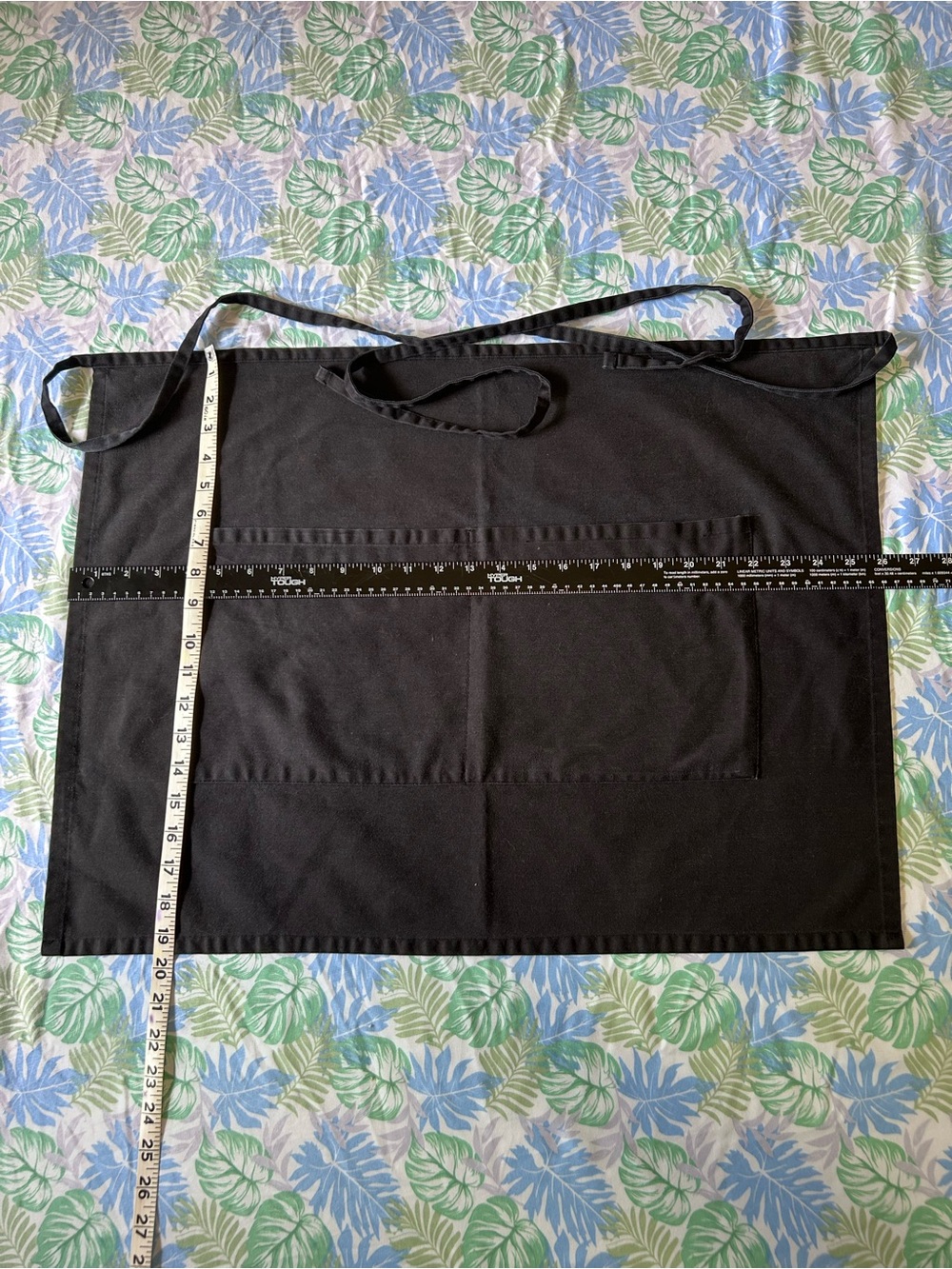 Allstar Uniforms Black 2-Pocket Server Waist Apron - Picture 11 of 11